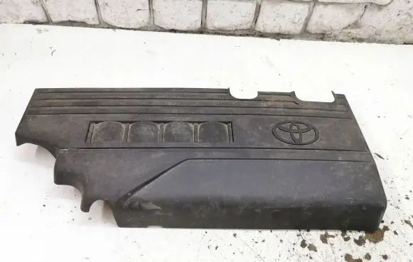 Toyota Yaris Engine cover (trim) 126110Y030
