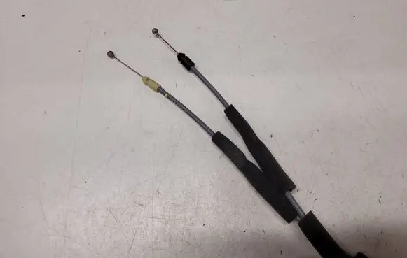 Chevrolet Captiva Rear door lock A046818