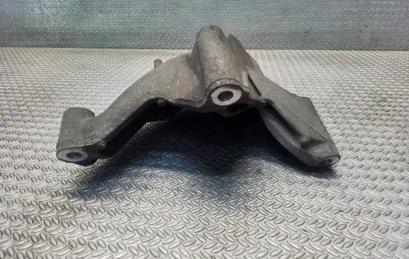 Volkswagen Crafter Engine mounting bracket 03L199308A