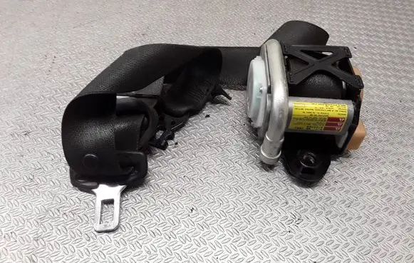 Opel Insignia A Front seatbelt 3063932AA