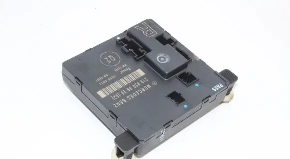 Mercedes-Benz CLS C219 Door control unit/module 2198203626