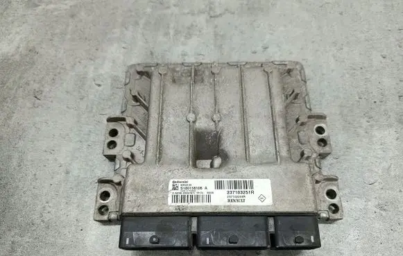 Renault Megane III Engine control unit/module ECU