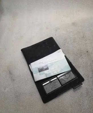 Audi A8 S8 D2 4D Owners service history hand book 
