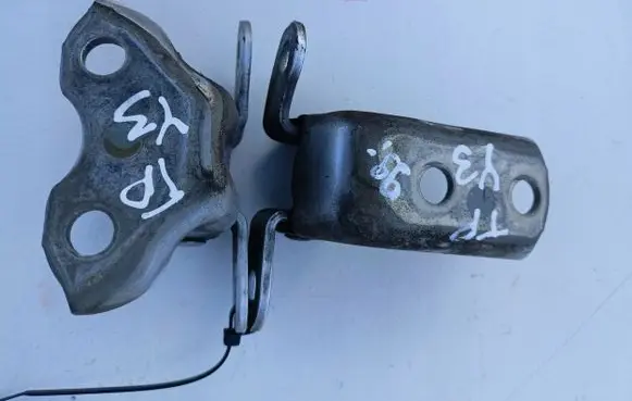 Toyota Yaris Loading door hinge set 14358636644