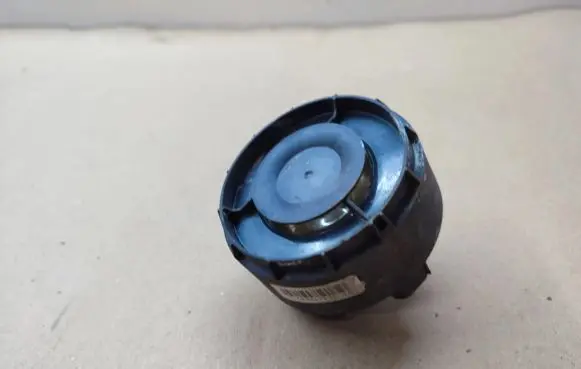 Mercedes-Benz E C207 W207 Alarm system siren A2048705726