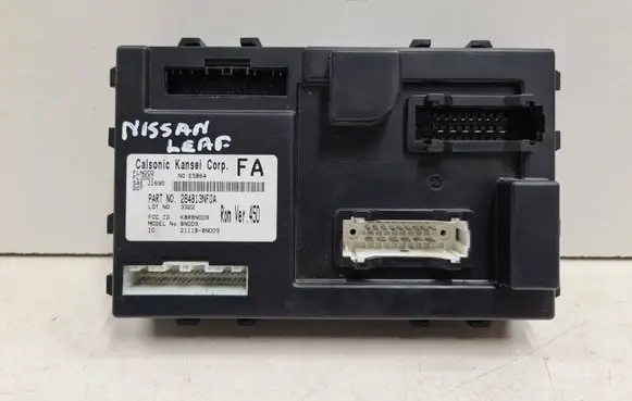 Nissan Leaf I (ZE0) Comfort/convenience module 284B13NF0A 2111BBN009 E5B64