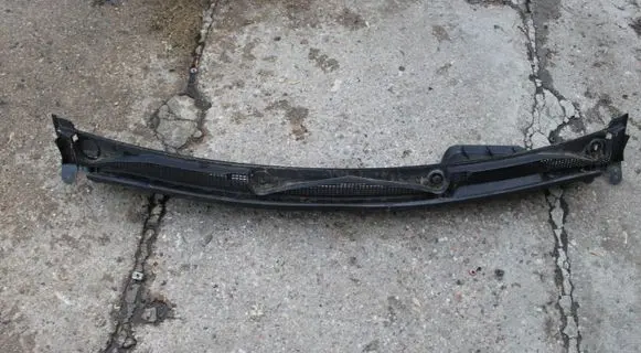 Wiper trim