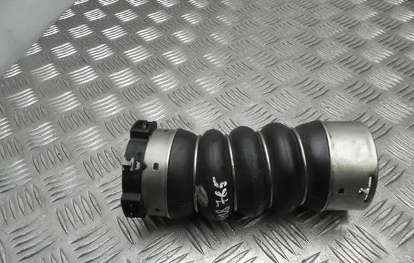 BMW X6 F16 Air intake hose/pipe 8513451 VD18785