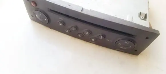 Renault Megane II CD/DVD changer 8200483757 8200483757t