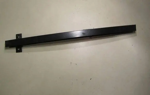 Volkswagen PASSAT B6 Rear door windshield rail 3C5839407