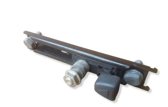 Iveco Daily 4th gen Seat belt trim 