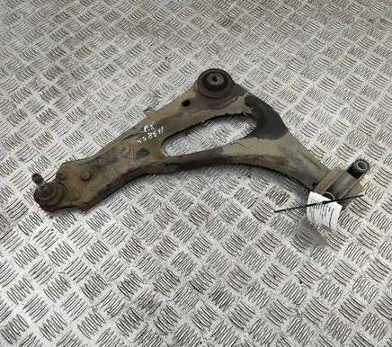 Mercedes-Benz Vito Viano W447 Front lower control arm/wishbone A4473307500