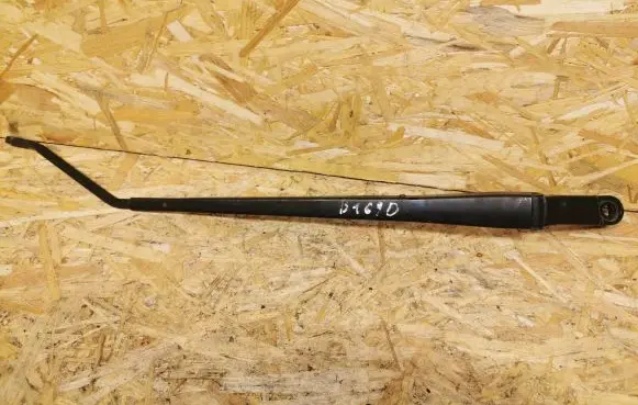 Toyota Corolla Verso E121 Front wiper blade arm 6523 1584