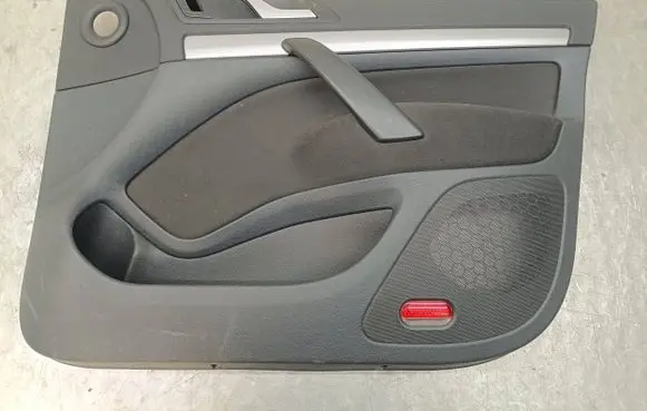 Skoda Octavia Mk2 (1Z) Front door card panel trim 1Z1867012