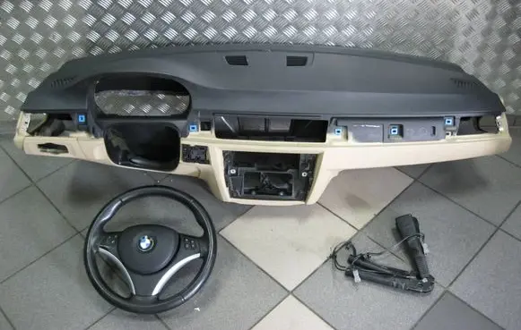 BMW 3 E90 E91 Dashboard