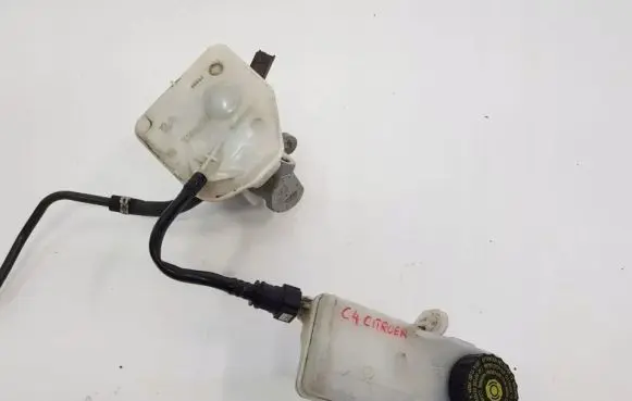 Citroen C4 I Master brake cylinder