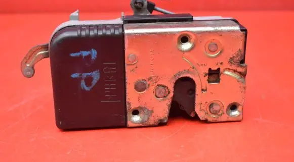 Audi A6 S6 C8 4K Front door lock