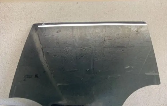 Jeep Compass Rear door window glass 68391493AA