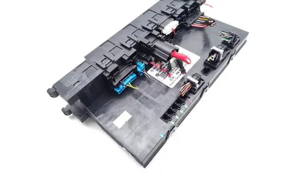 Mercedes-Benz C AMG W203 Fuse module 2035453801 5DK00848613