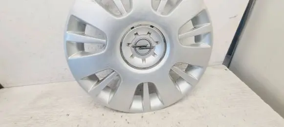 Opel Zafira B R16 wheel hub/cap/trim 13242077 13242076 13242075