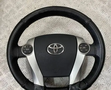 Toyota Prius (XW30) Steering wheel 4510347020 MRSU6725161