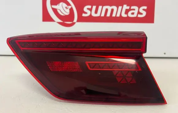 Volkswagen Tiguan Tailgate rear/tail lights 5NA945308D 2SA01252202 00686811
