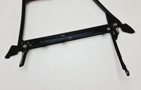 Audi A6 S6 C6 4F Rear door window/glass frame 