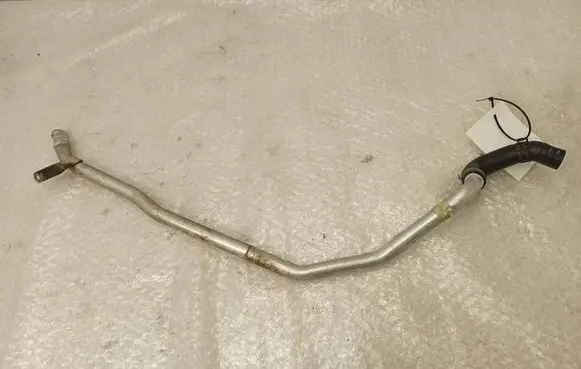 Mercedes-Benz C W204 Engine coolant pipe/hose
