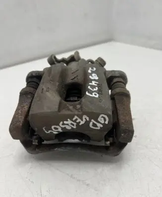 Toyota Verso-S Rear brake caliper