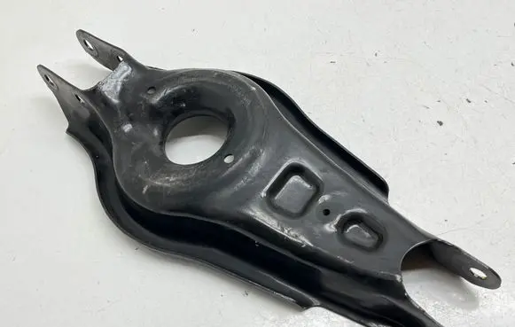Tesla Model 3 Rear upper control arm/wishbone 104445100F