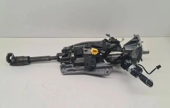 Steering wheel axle set