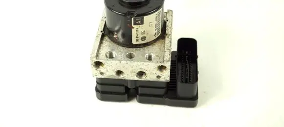 Volkswagen Golf V ABS Pump 1K0614117H 1K0907379P