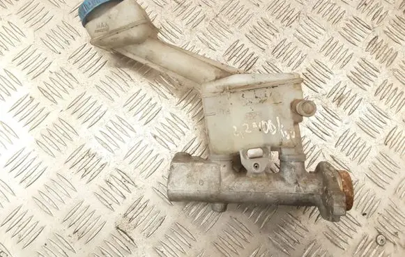 Brake fluid reservoir