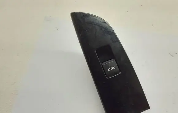 Lexus IS 220D-250-350 Electric window control switch 192875