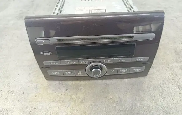 Fiat Bravo Radio/CD/DVD/GPS head unit 