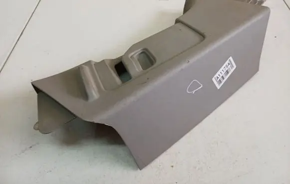 Opel Corsa D (B) pillar trim (top) 13180573RH