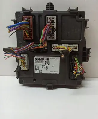 Nissan Qashqai J12 Central body control module 