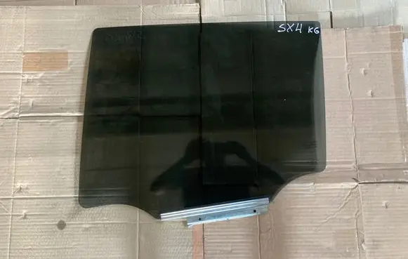 Suzuki SX4 S-Cross Rear door window glass 43R006723 123457890