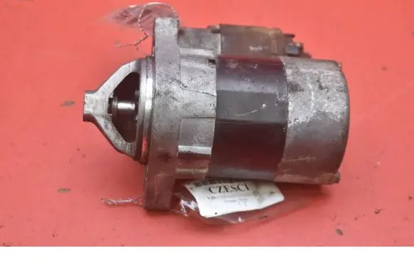 Nissan Note (E11) Starter motor D7E40