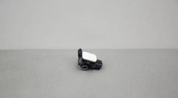 Nissan Juke I F15 Airbag deployment crash/impact sensor 988303JA0A