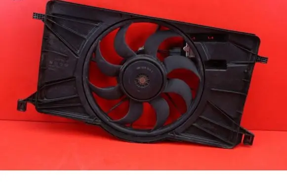 Ford Focus ST Electric radiator cooling fan 8V618C607FD
