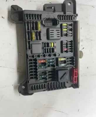 BMW X5 E70 Fuse module 518954021A 693168704 0610668693168704