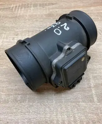 Opel Vectra B Mass air flow meter 90411957 5WK9150