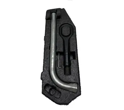 Volkswagen Caddy Tool set 2K0012113E