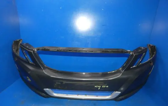 Volvo XC60 Front bumper 