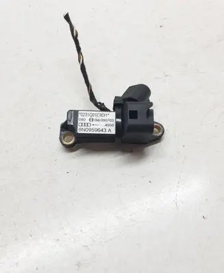 Audi TT Mk1 Airbag deployment crash/impact sensor 8N0959643A 0231Q01E9DM 080703