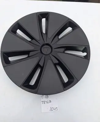 Tesla Model 3 R18 wheel hub/cap/trim 134423100B