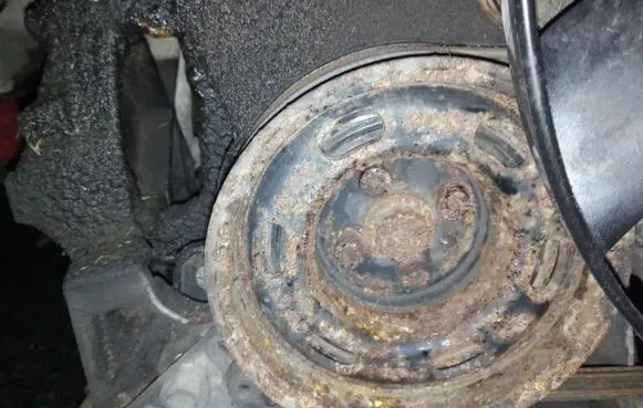 Audi A4 S4 B5 8D Crankshaft pulley