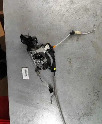 Mercedes-Benz S W222 Front door lock A0997206301