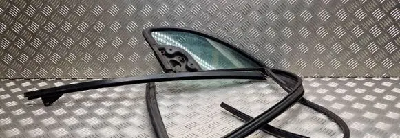 Citroen C3 Front door vent window glass four-door 43R001583